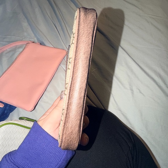 Gucci Brown and Beige Zip Pouch - Picture 6 of 6